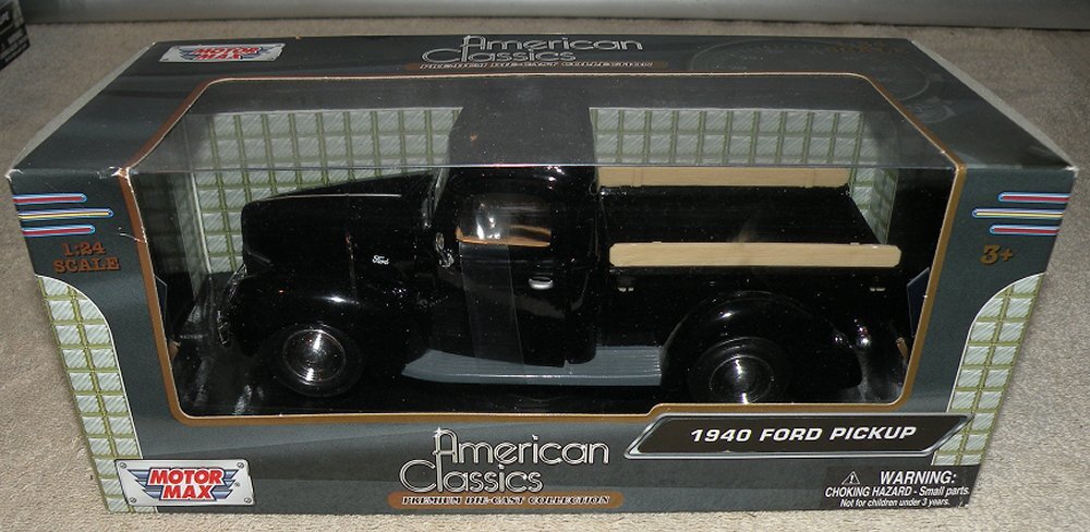 Motor Max American Classics Premium Die Cast Collection 40 Ford Pickup Black NIB